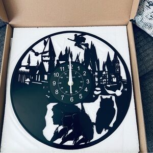 New! Harry Potter Wizardry School Real Vinyl Record Die-Cut Silent Wall Clock